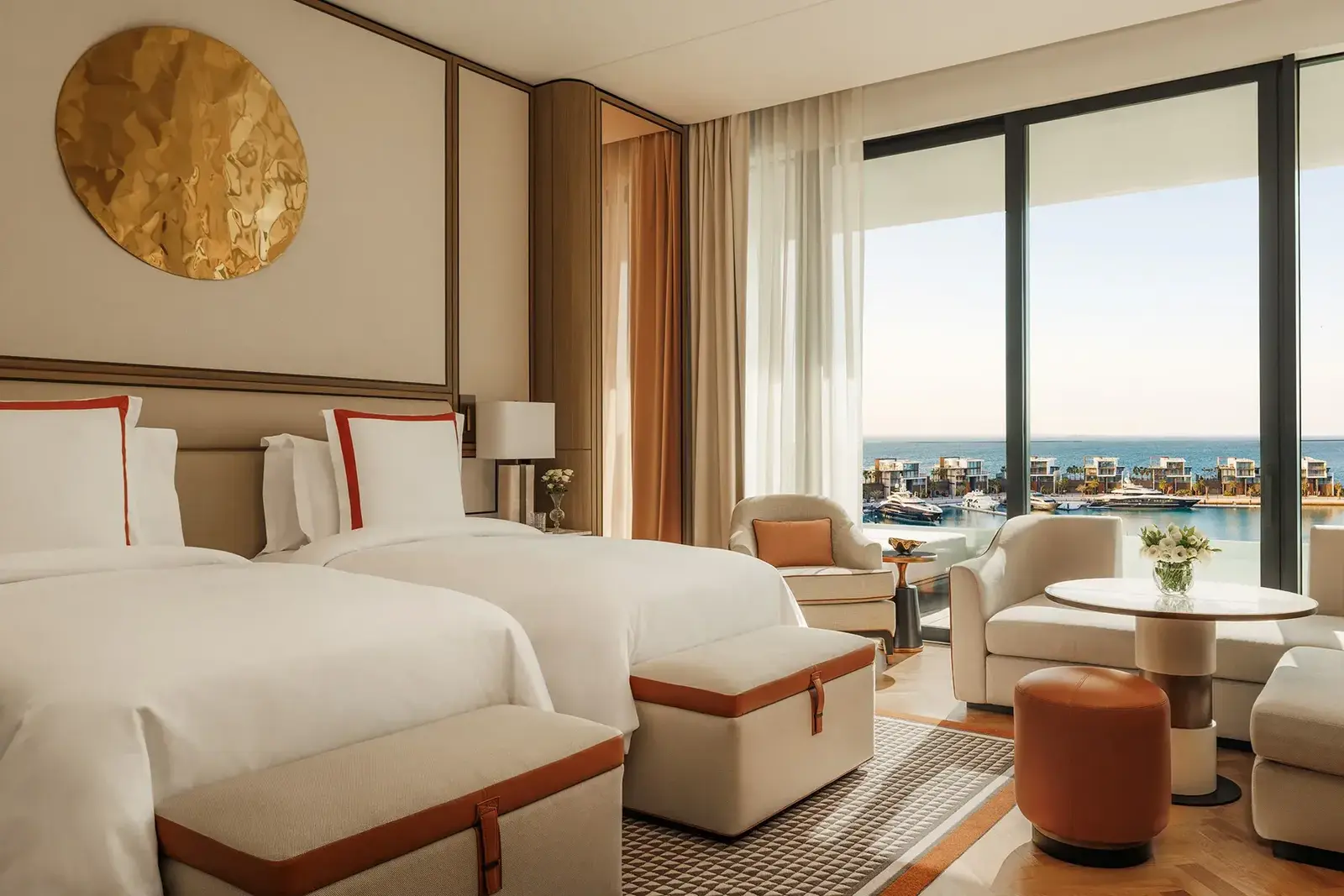 منزل مريح وواسع بتصميم عائلي مثالي