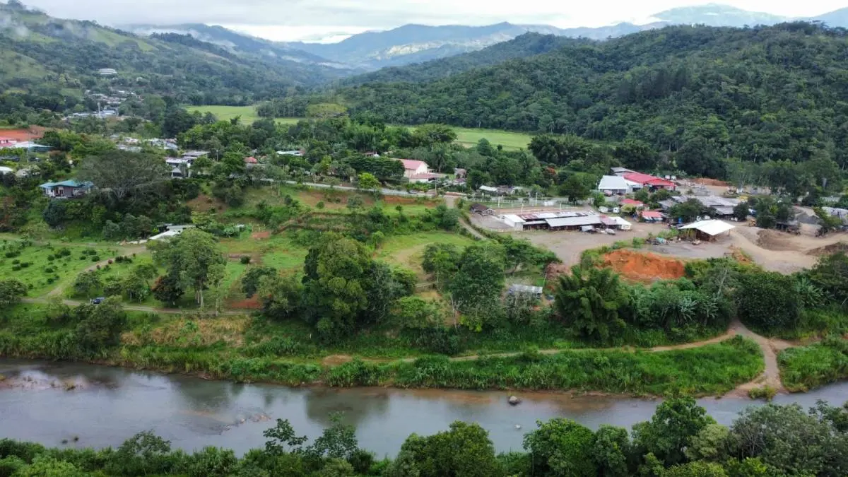 Gelişen Bir Alanda Önemli Ticari Gelişim Arazisi