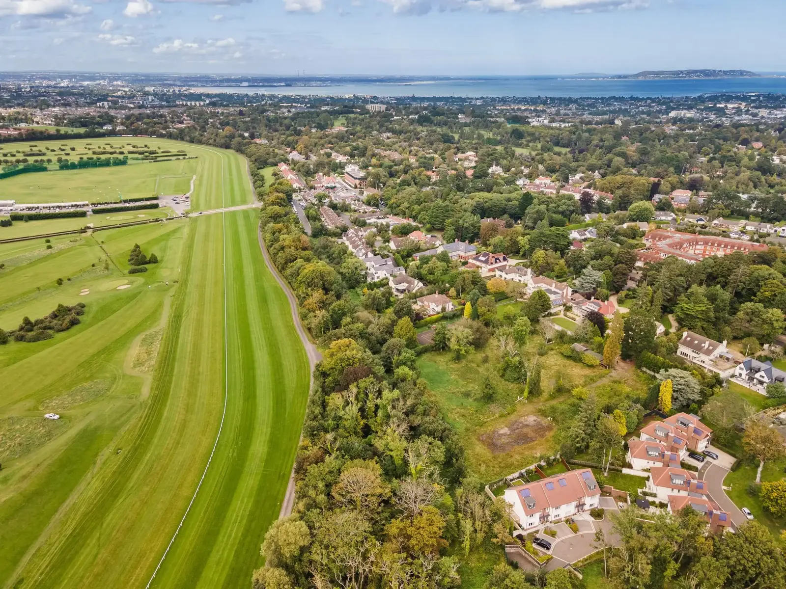 أرض تطوير زراعية مع خطط معتمدة جاهزة