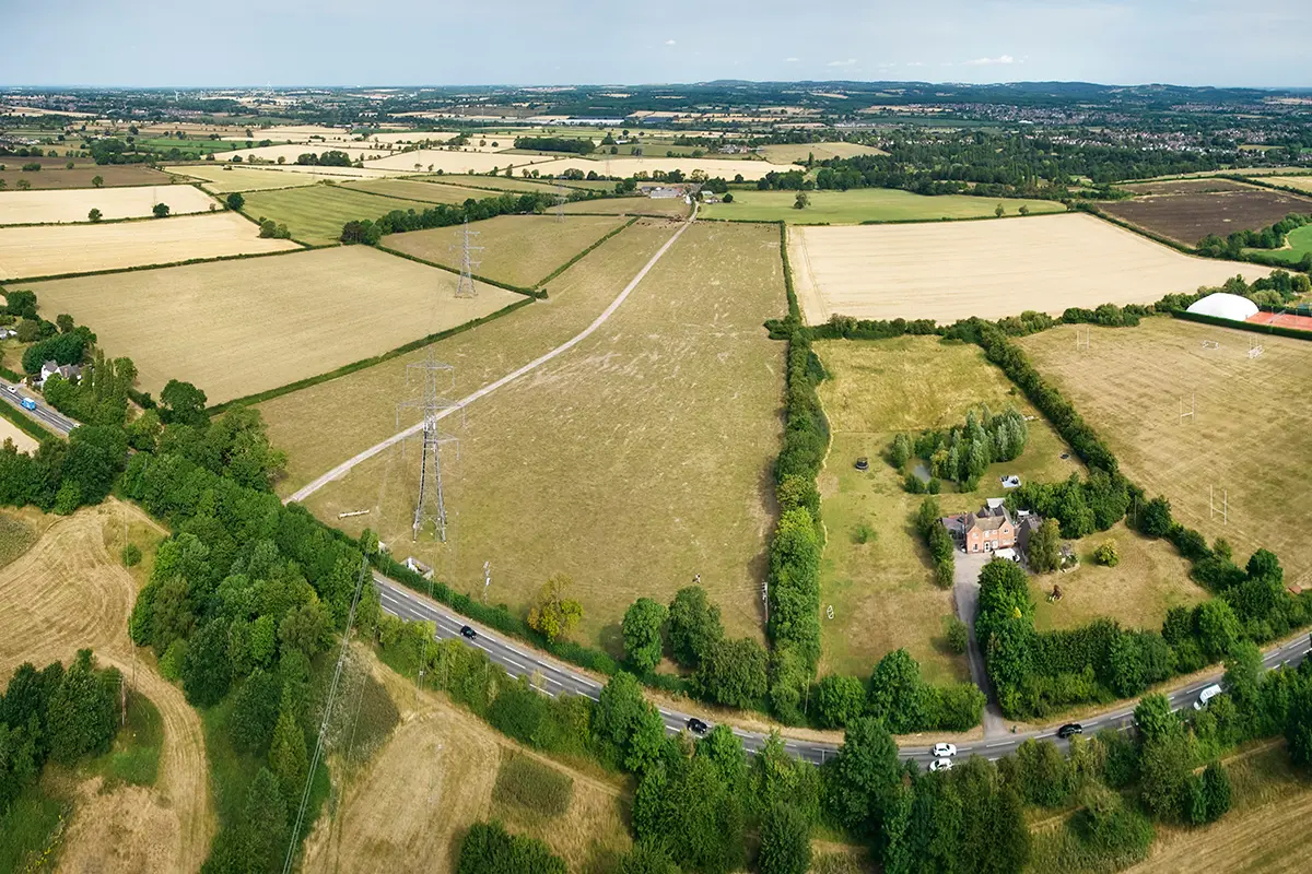 Altyapılı Stratejik Konumda Tarım Arazisi