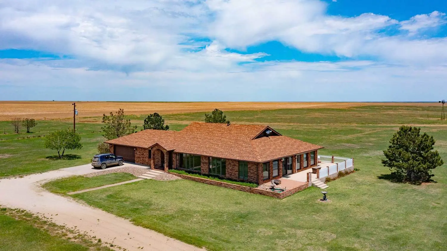 ممتلكات ترفيهية على الواجهة المائية مع وصول لصيد السمك