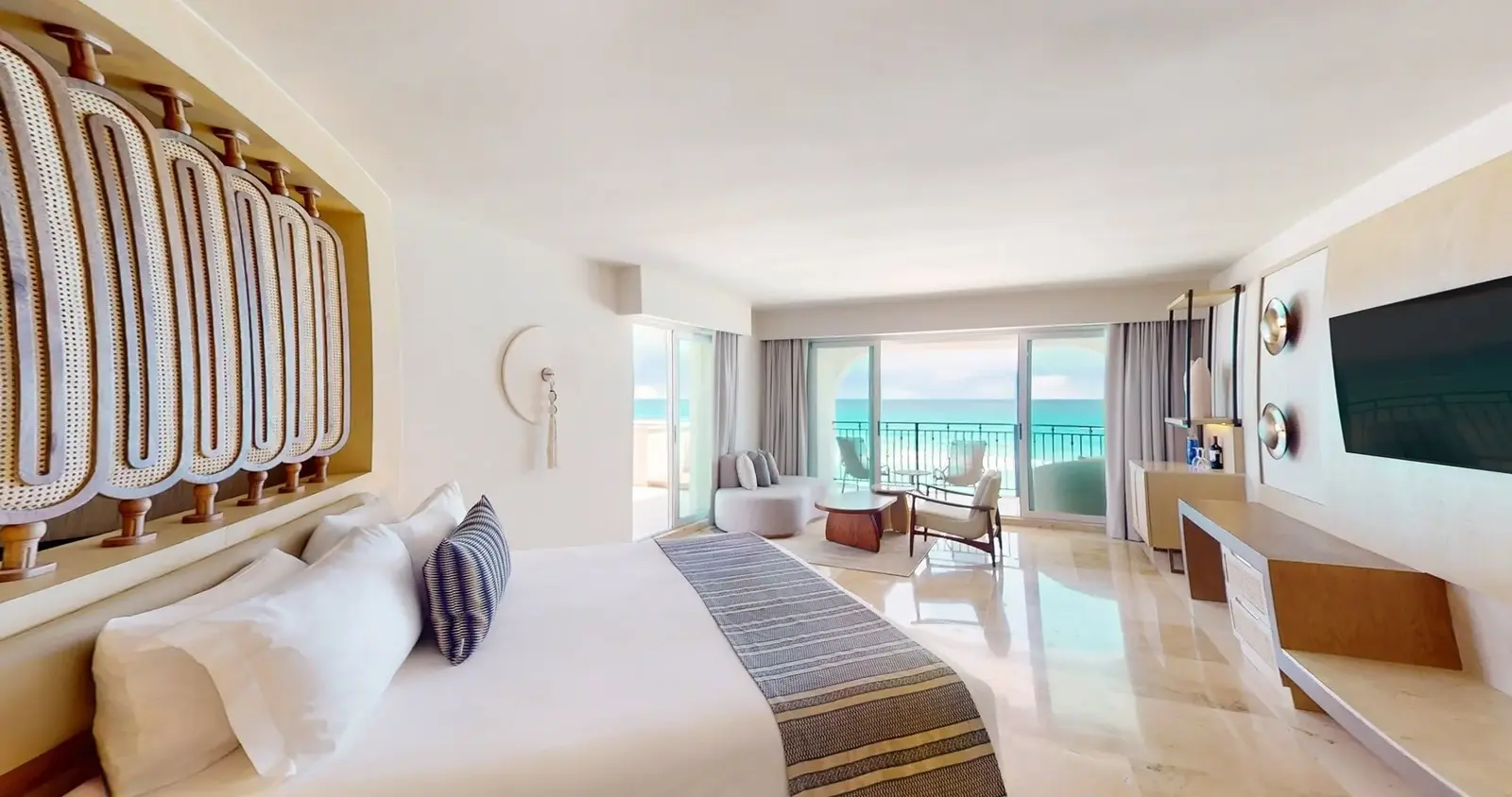 فندق غراند رويال الفاخر مع مرافق خمس نجوم