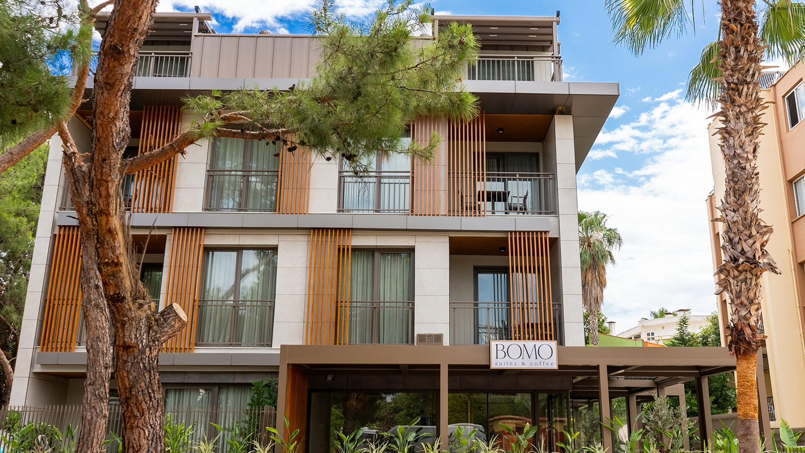 موتيل حديث مجهز بكافة المرافق الأساسية