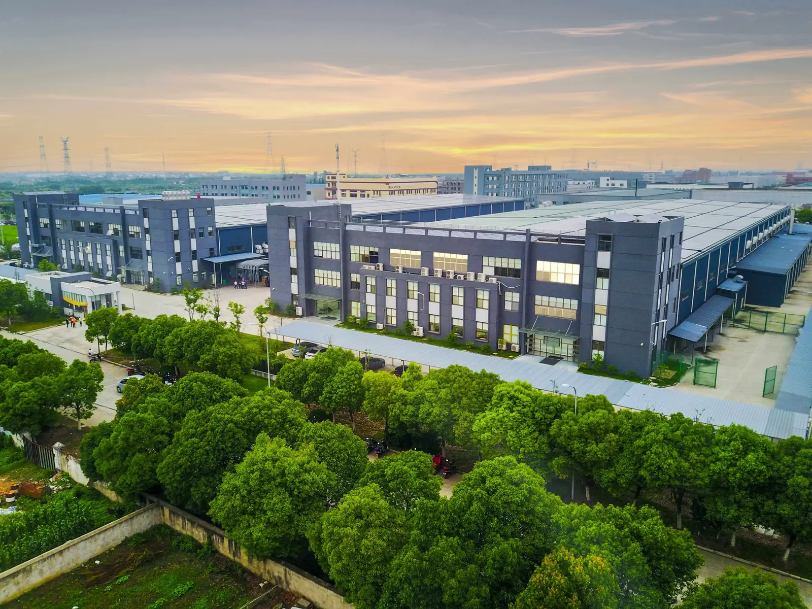 Sürdürülebilir Uygulamalara Sahip Ekolojik Ambalaj Fabrikası