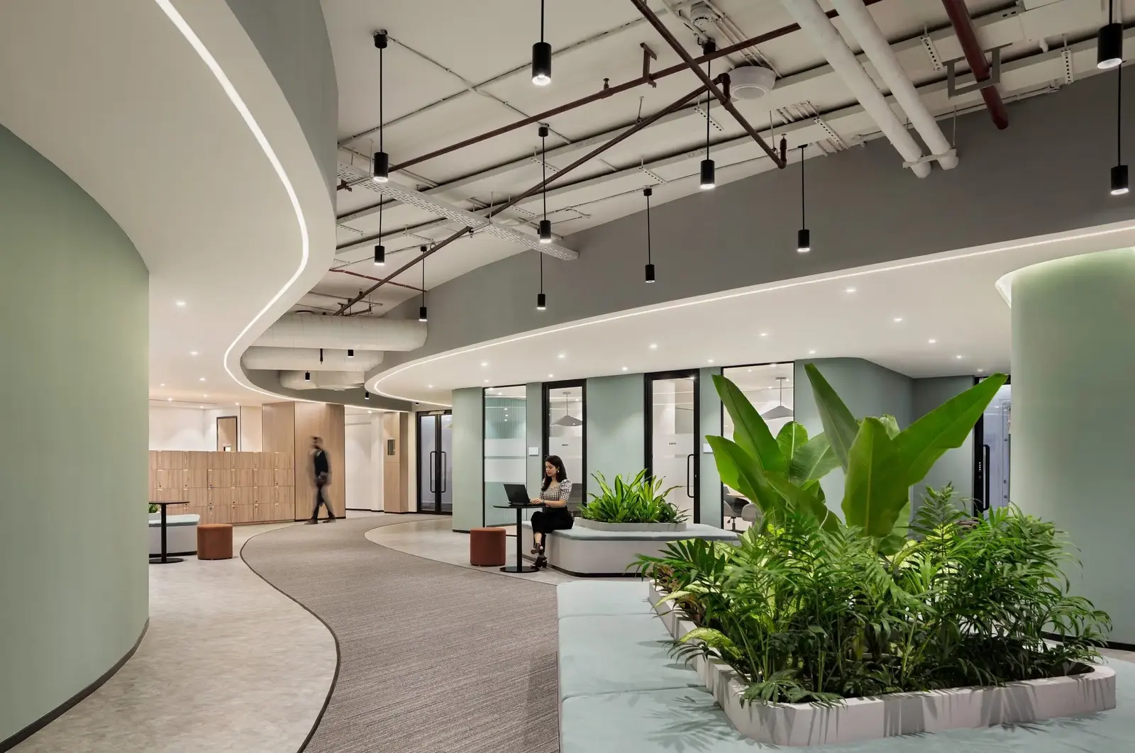 Laboratuvarlarla Donatılmış Gelişmiş Robotik Araştırma Merkezi