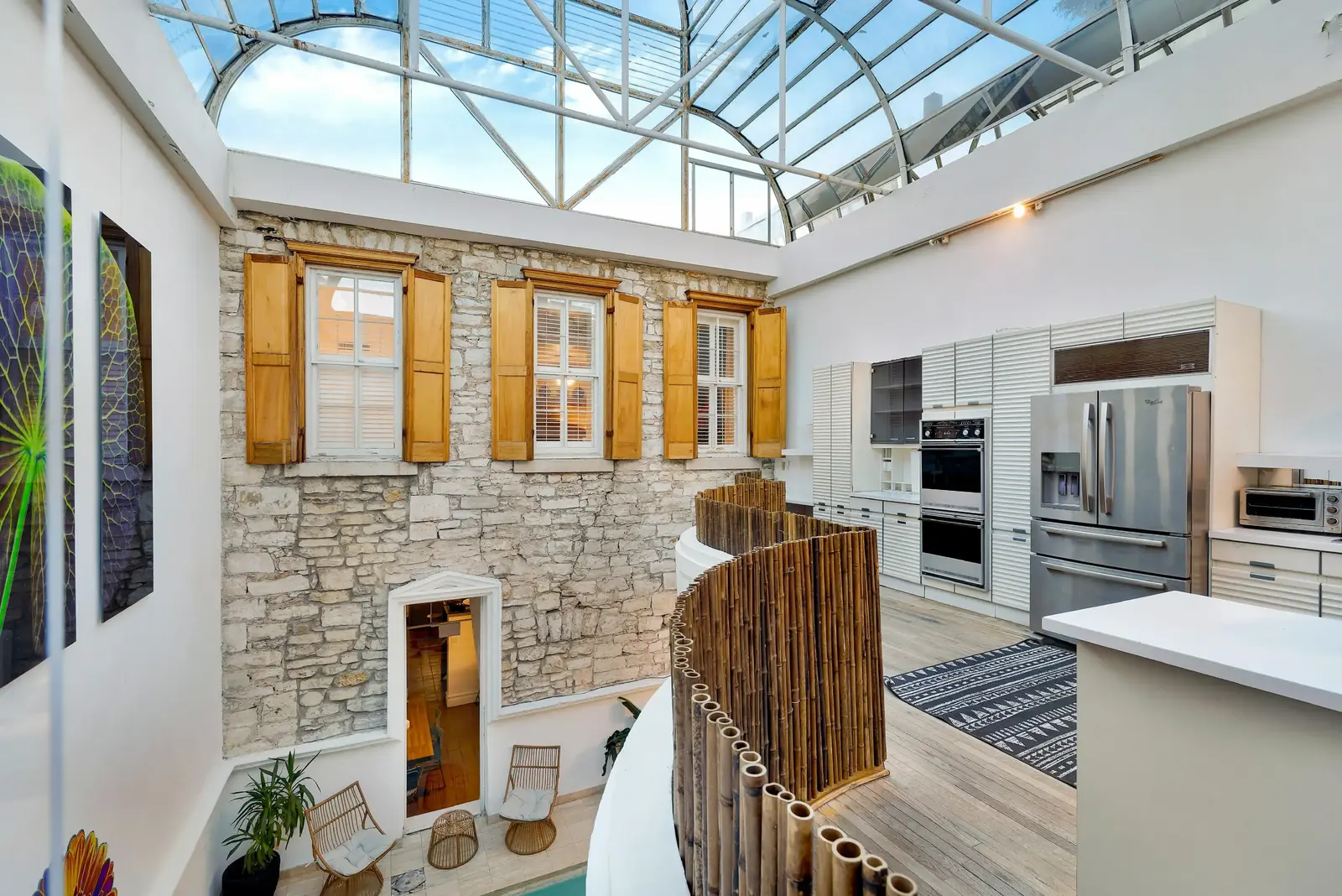 مركز مدني تاريخي يحتضن فعاليات ثقافية متنوعة